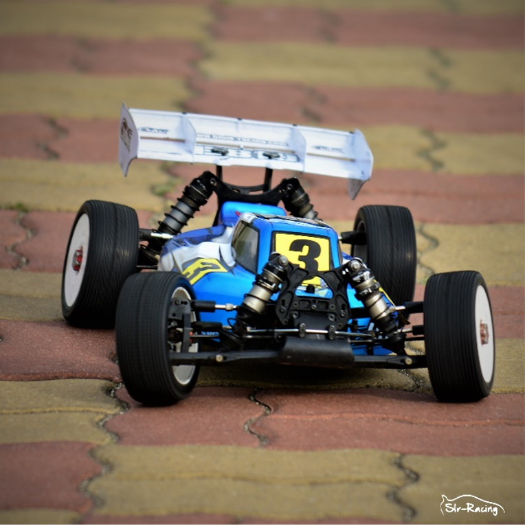 Buggy CF TT 1/8